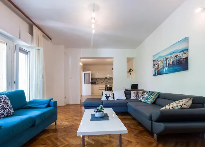 Beautiful 6bd House / Ideal For Larger Grups! Prázdninový dům Zadar