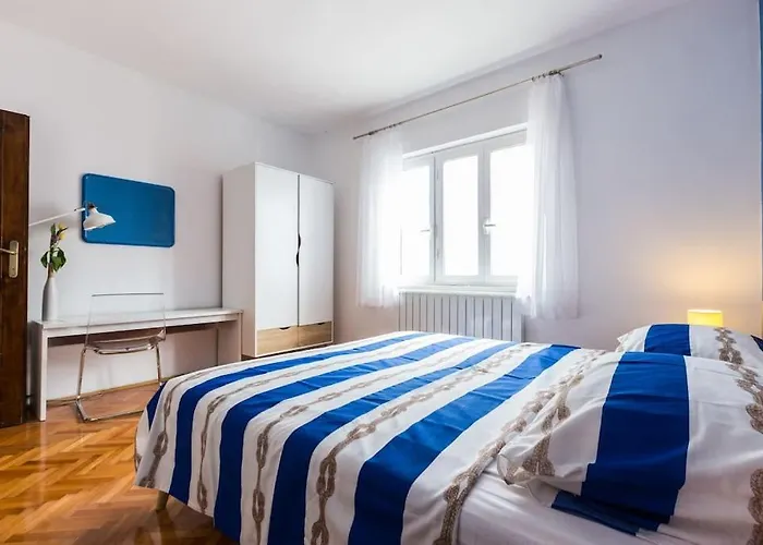 Beautiful 6bd House / Ideal For Larger Grups! Prázdninový dům