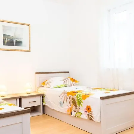 Beautiful 6bd House / Ideal For Larger Grups! Prázdninový dům