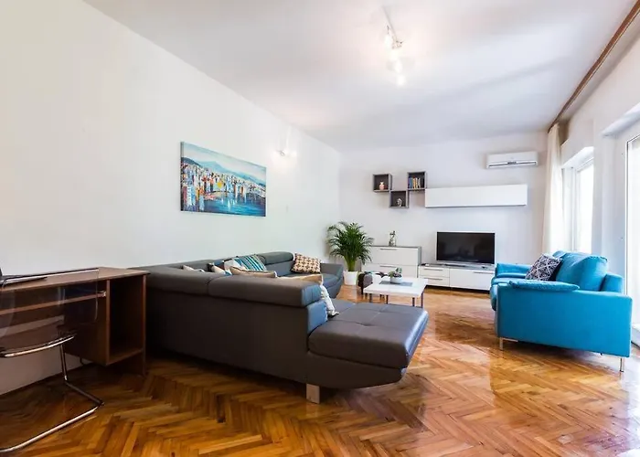 בית נופש Beautiful 6bd House / Ideal For Larger Grups!