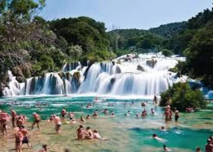 בית נופש Beautiful 6bd House / Ideal For Larger Grups!